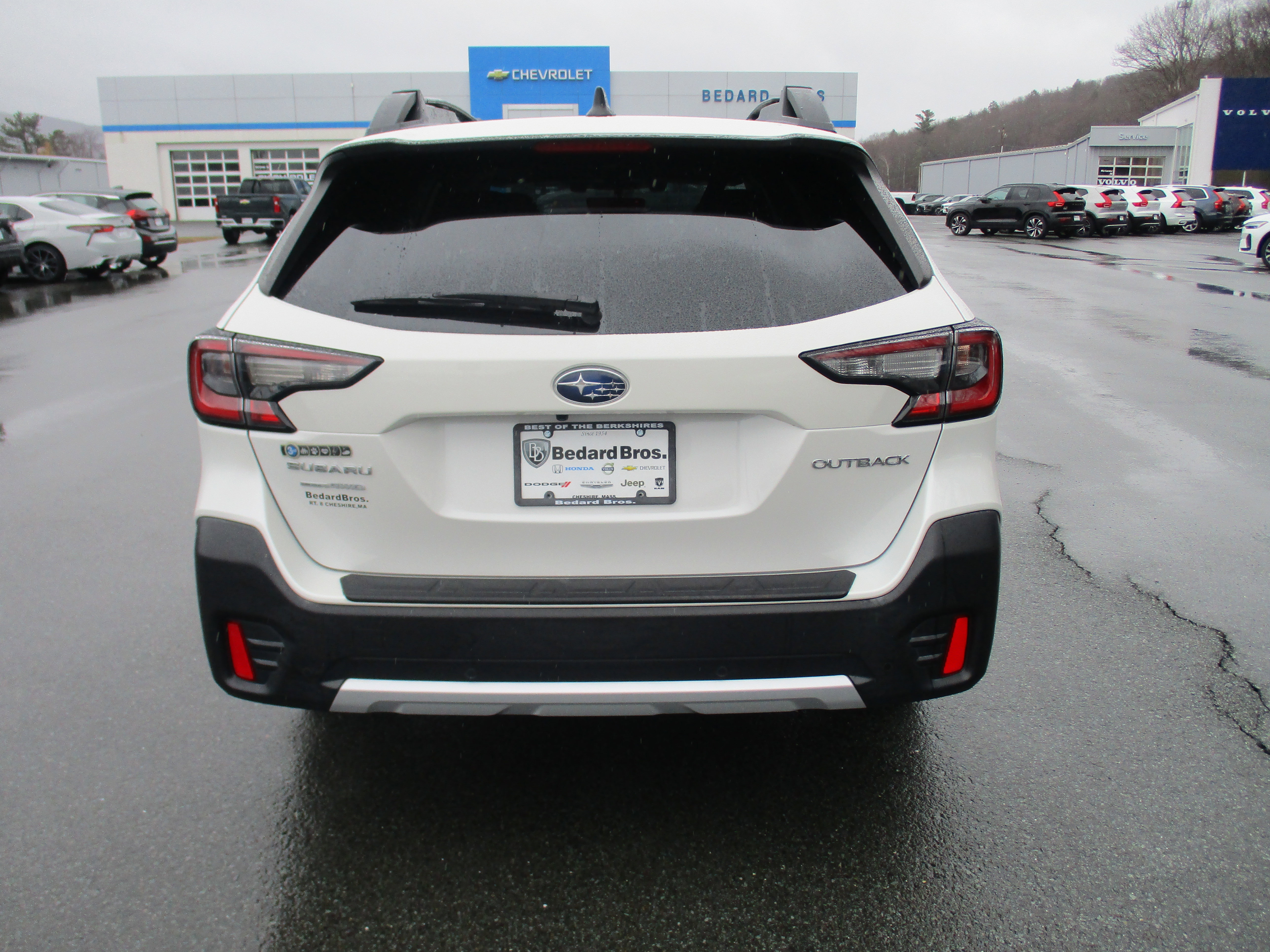 Used 2021 Subaru Outback Limited image 6
