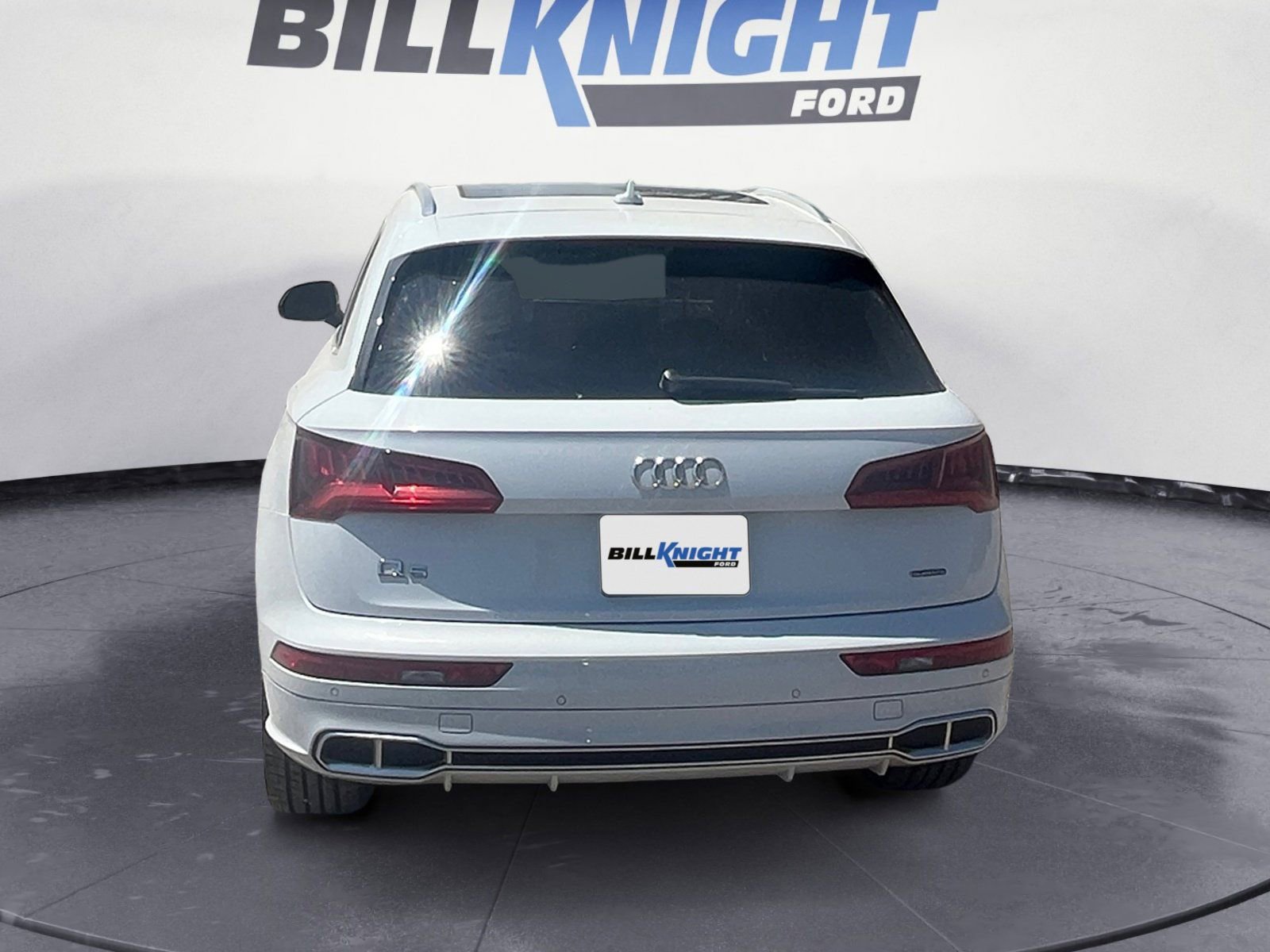 Used 2020 Audi Q5 e Premium Plus w/ Premium Plus Package AWD/4WD image 4