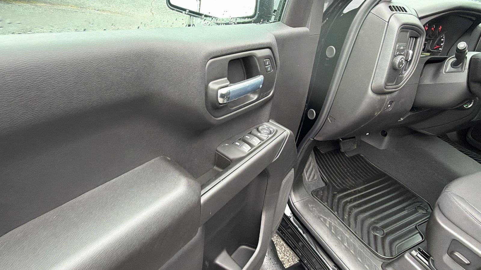 New 2026 Chevrolet Silverado 1500 Custom w/ Turbomax Blackout Package RWD image 15