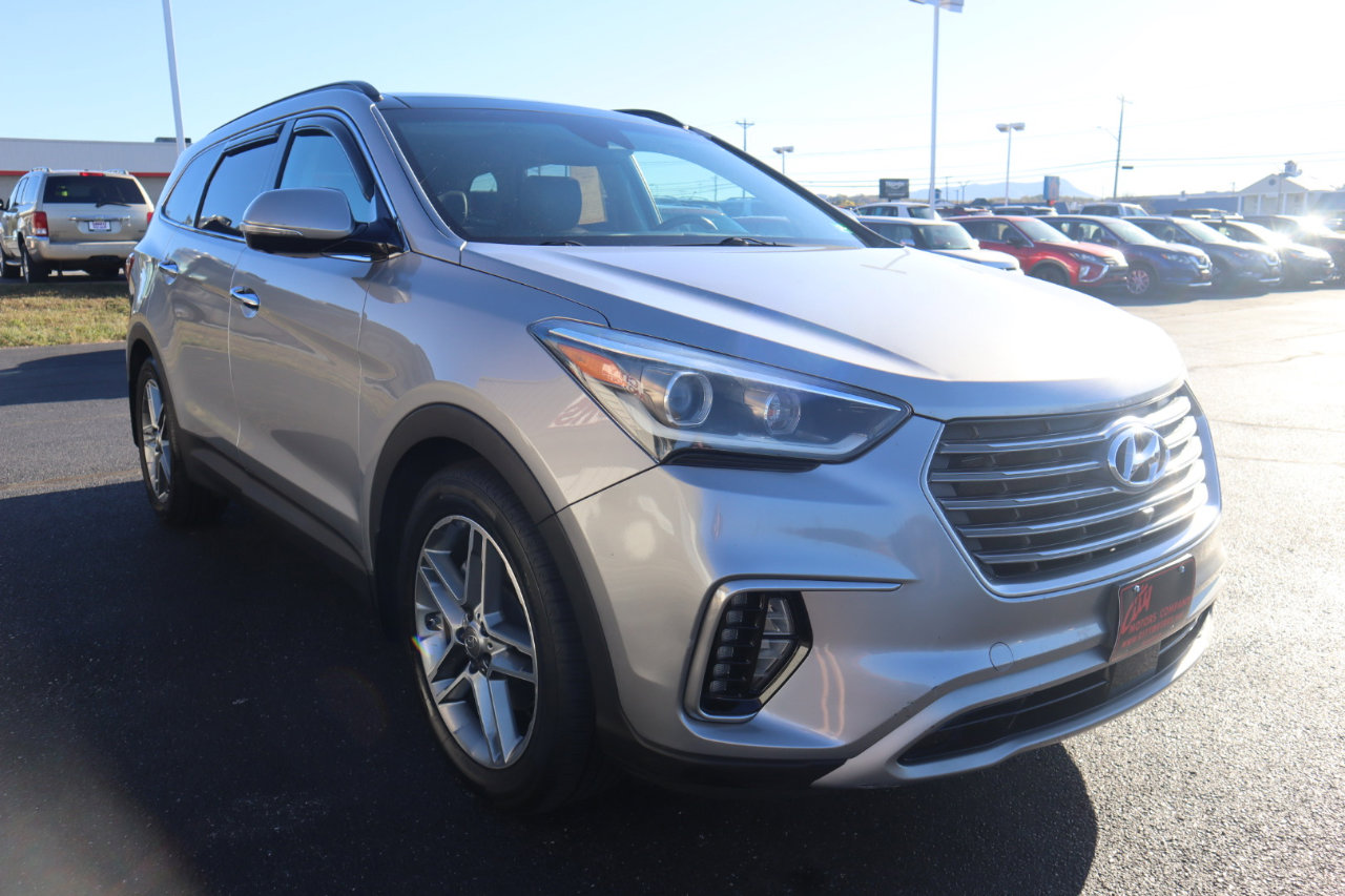 Used 2017 Hyundai Santa Fe AWD w/ SE Ultimate Tech Package 03 image 31
