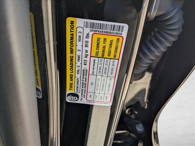 Used 2024 Ford Edge Titanium image 23