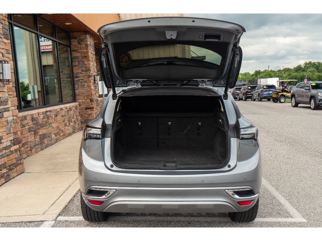Used 2023 Buick Envision Avenir AWD/4WD image 35