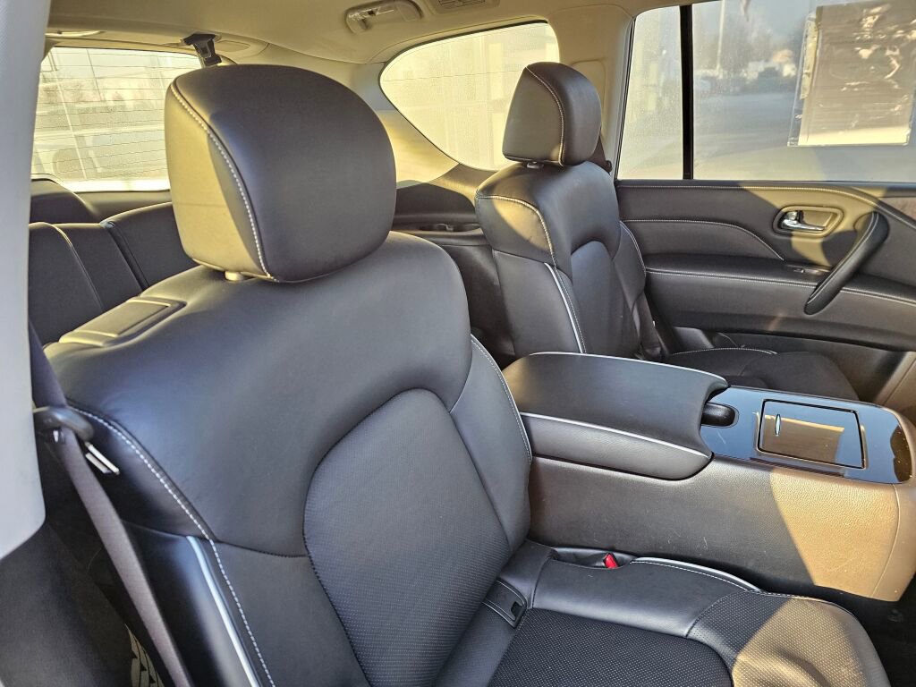 Used 2024 INFINITI QX80 Premium Select w/ Cargo Package image 16