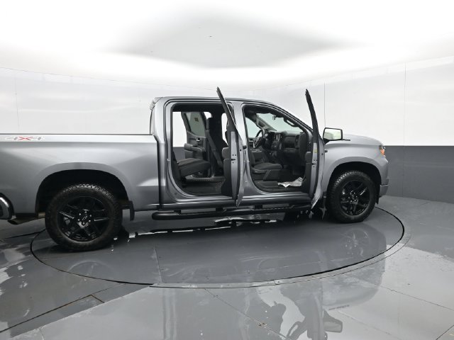 Used 2024 Chevrolet Silverado 1500 Custom w/ Turbomax Blackout Package AWD/4WD image 26