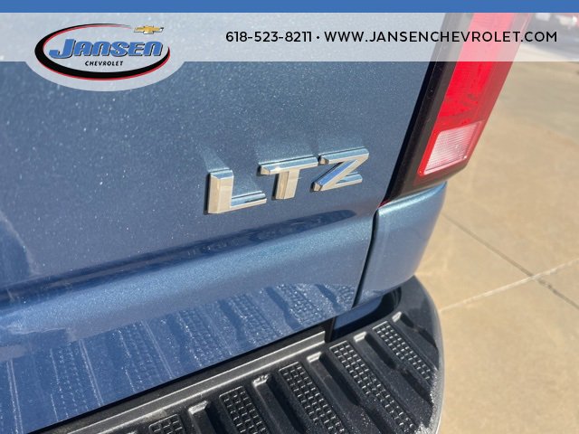Used 2024 Chevrolet Silverado 2500 LTZ w/ LTZ Convenience Package image 7
