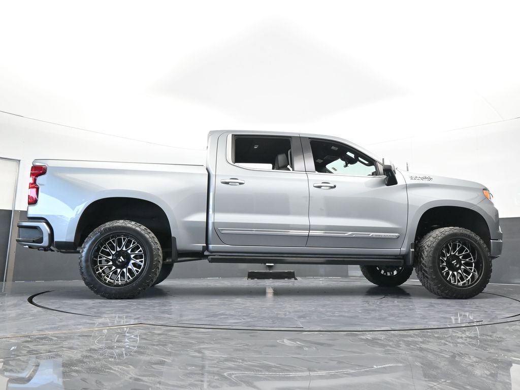 Used 2023 Chevrolet Silverado 1500 High Country w/ Technology Package image 76