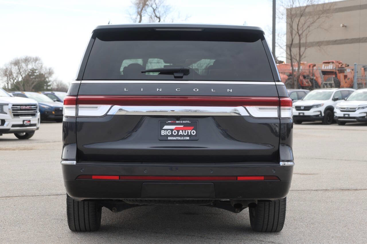 Used 2022 Lincoln Navigator L Reserve w/ Equipment Group 201A image 10