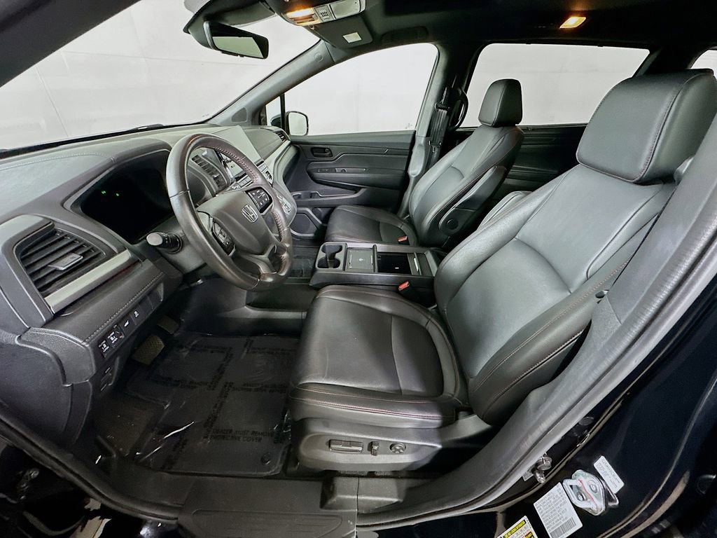 Used 2025 Honda Odyssey Sport-L image 16