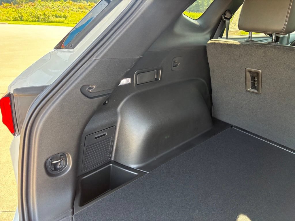 New 2026 Chevrolet Blazer LT w/ LPO, Arctic Package FWD image 45