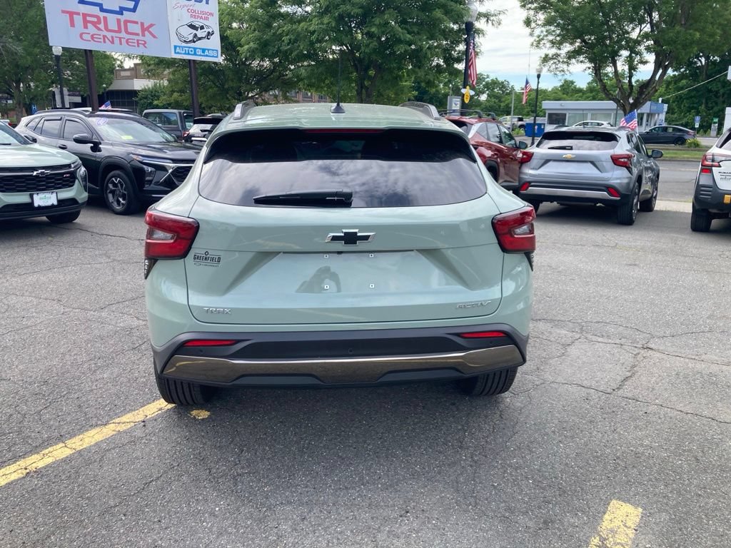 New 2026 Chevrolet Trax ACTIV w/ Driver Confidence Package FWD image 22