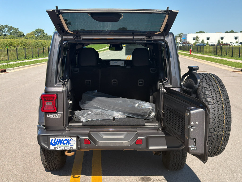 New 2026 Jeep Wrangler Unlimited Sport AWD/4WD image 35