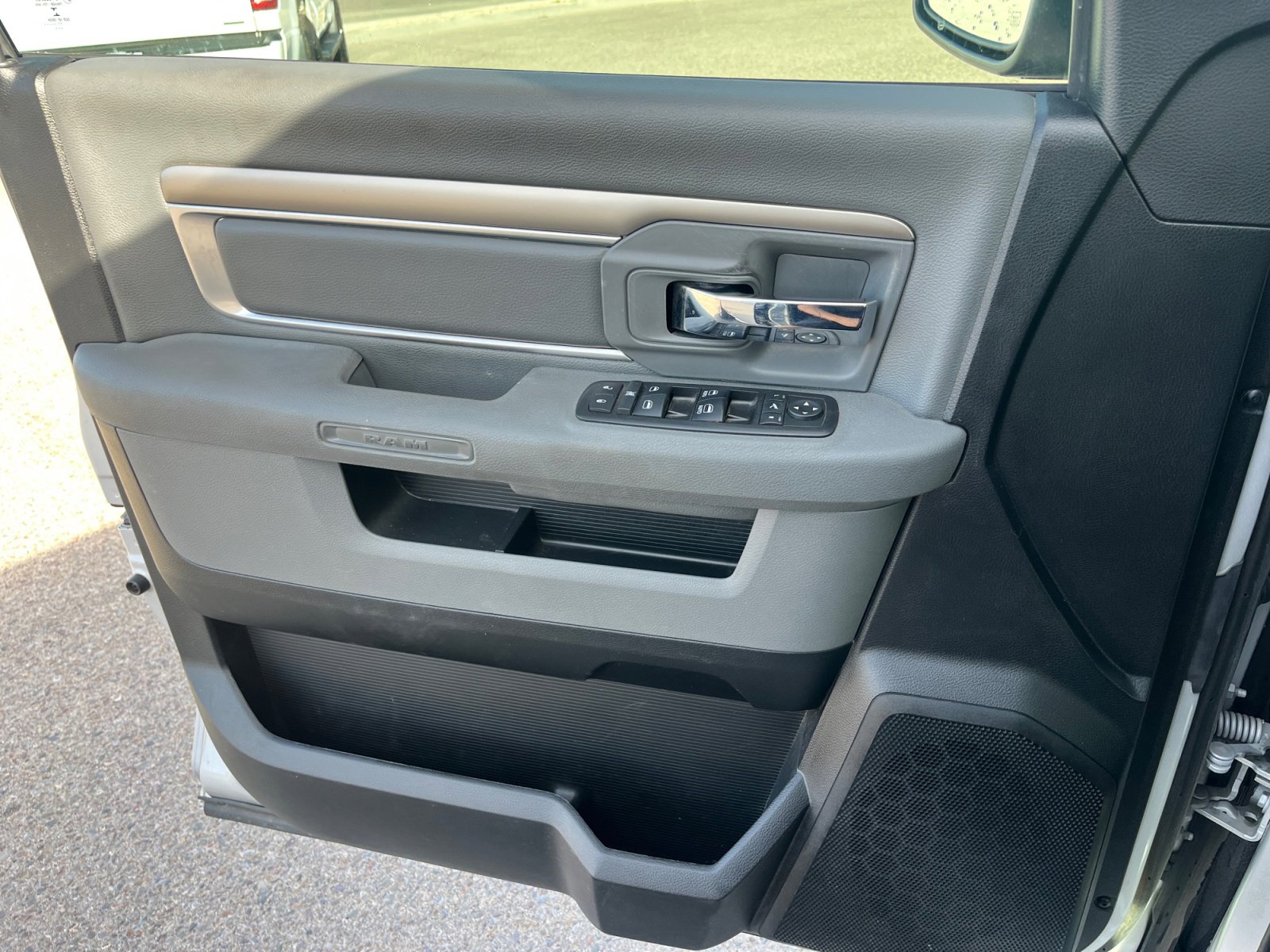 Used 2018 RAM 1500 Big Horn image 13