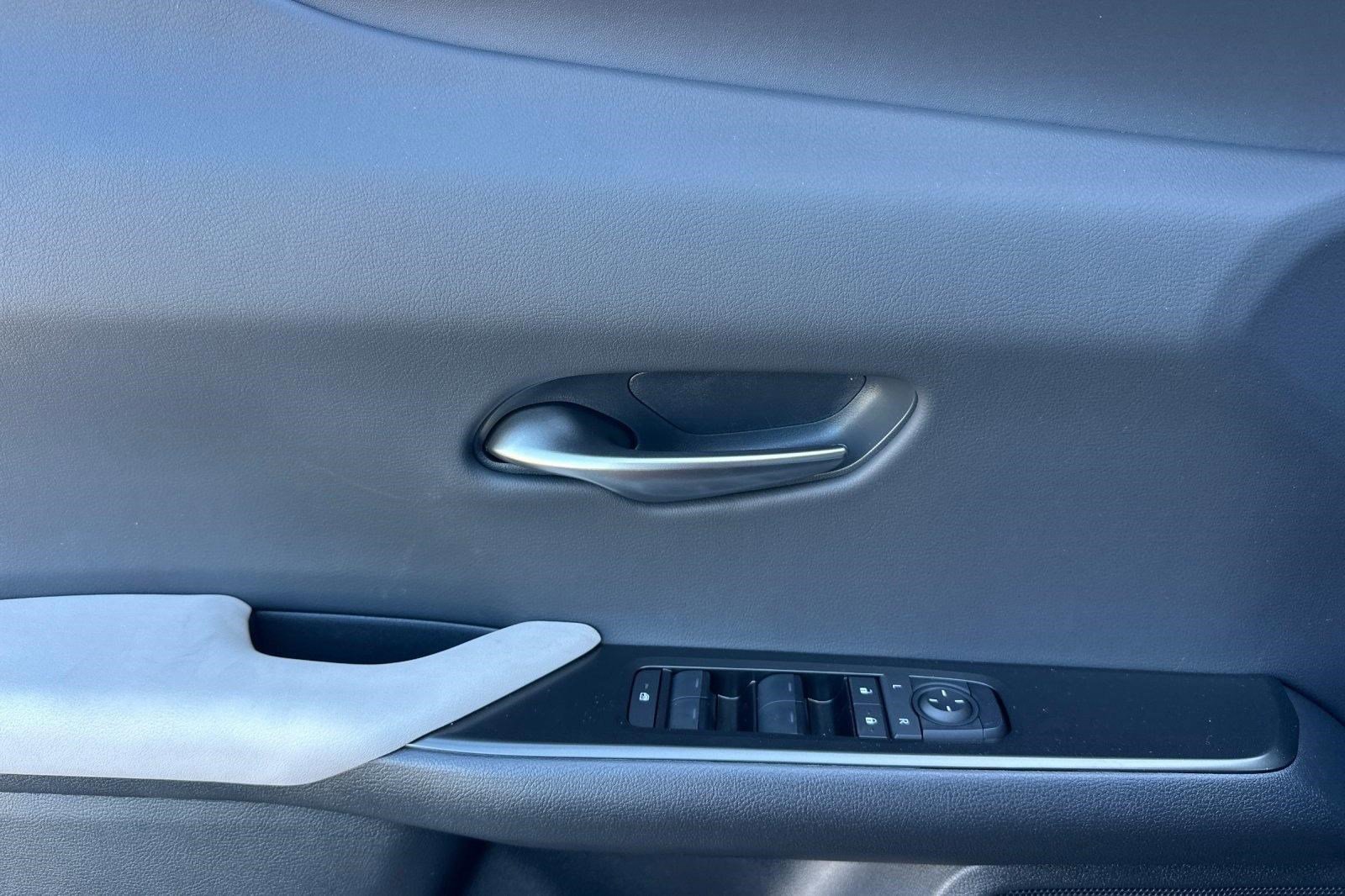 New 2026 Lexus UX 300h FWD image 13