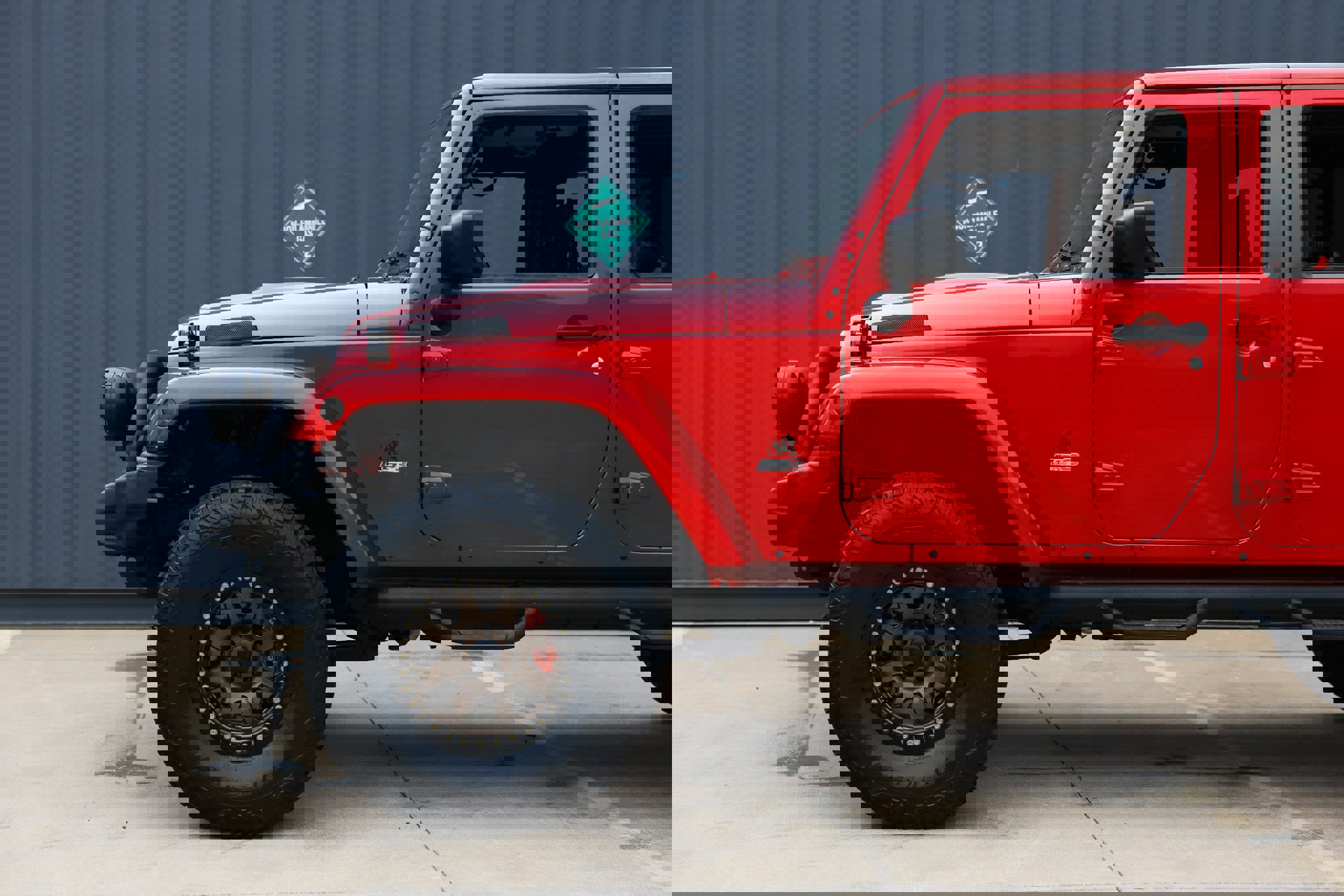 Used 2016 Jeep Wrangler Unlimited Rubicon w/ Connectivity Group image 30