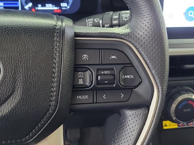 Used 2026 Toyota 4Runner TRD Off-Road Premium AWD/4WD image 26