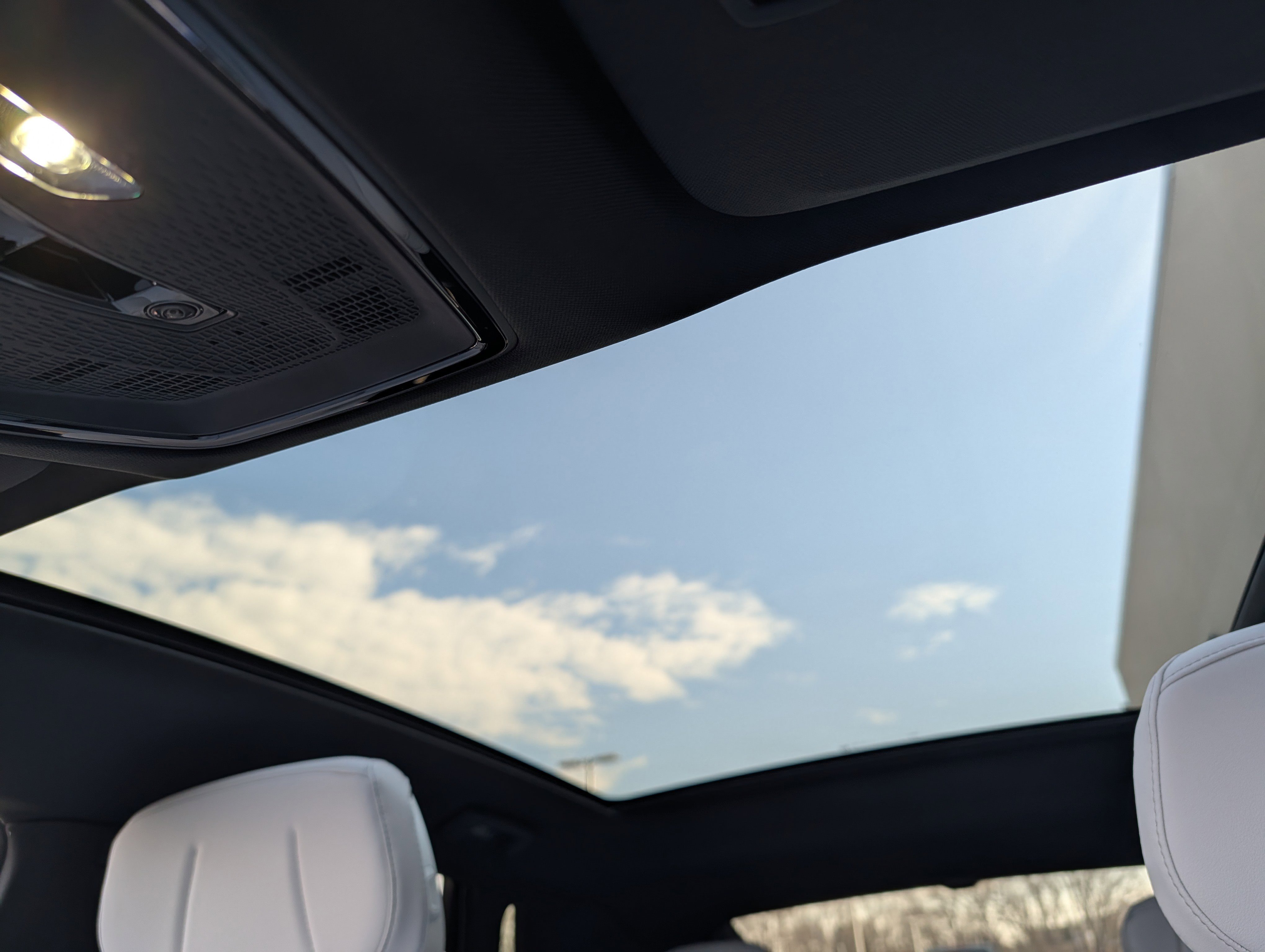 New 2026 Cadillac Lyriq Sport image 27