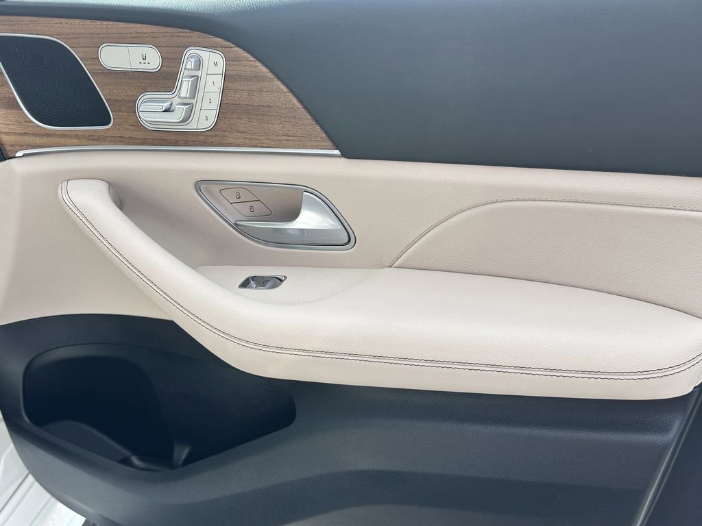 Certified 2025 Mercedes-Benz GLE 350 4MATIC image 16