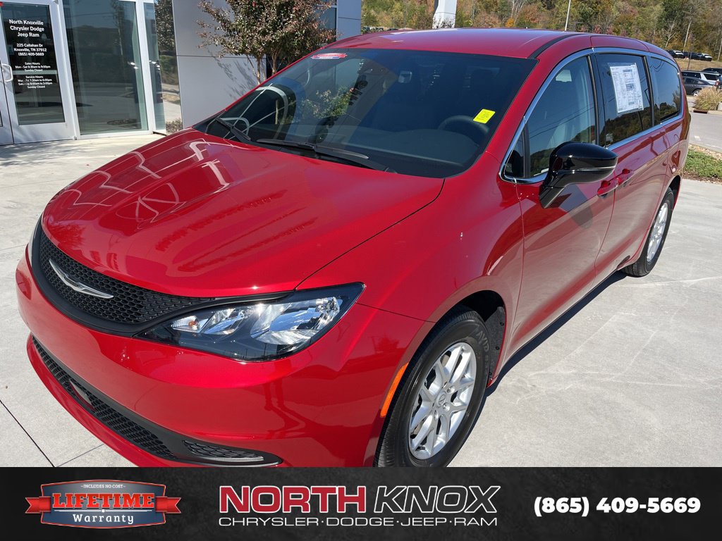New 2026 Chrysler Voyager LX FWD image 1