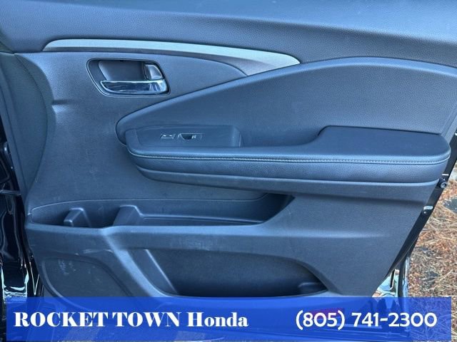 Used 2023 Honda Ridgeline RTL image 17