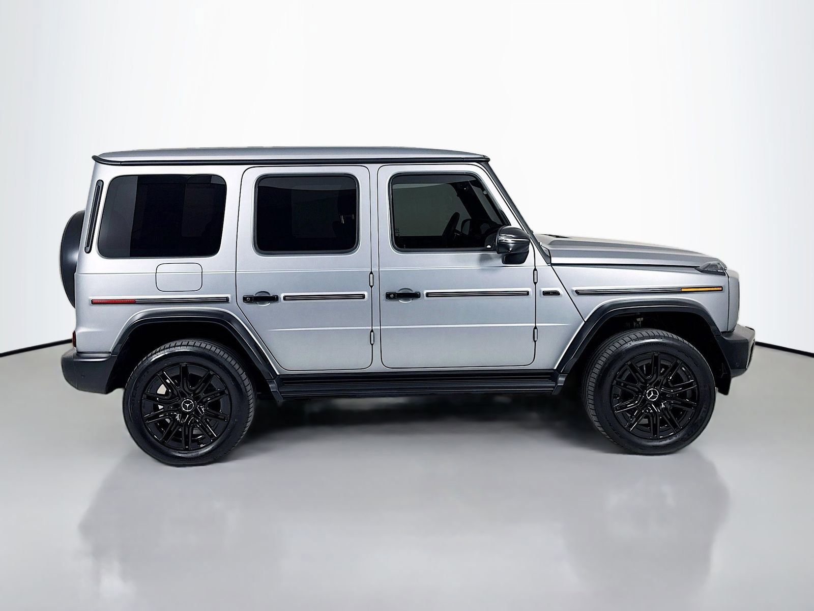 Used 2025 Mercedes-Benz G 580 w/ EQ Technology image 8