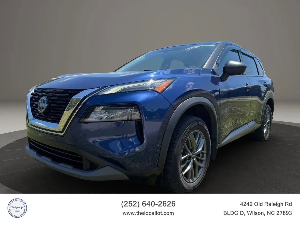 Used 2022 Nissan Rogue S AWD/4WD image 1