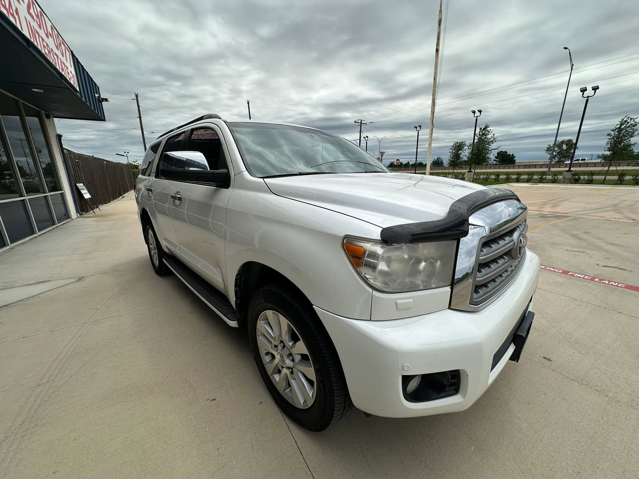 Used 2012 Toyota Sequoia Platinum AWD/4WD image 7