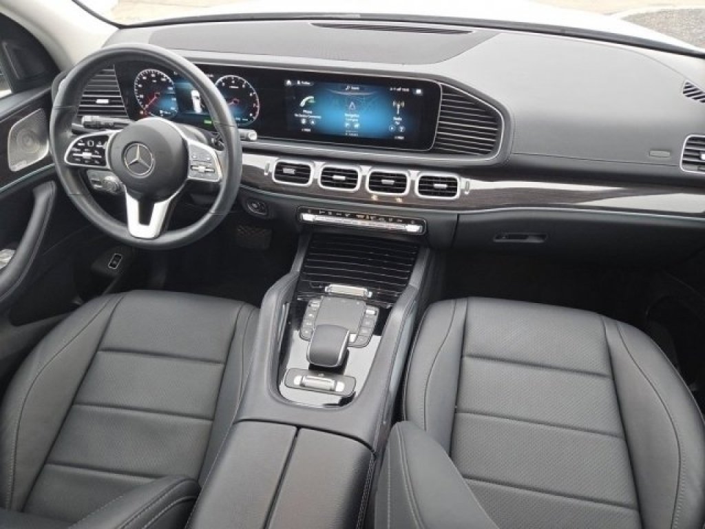 Used 2023 Mercedes-Benz GLS 450 4MATIC image 44