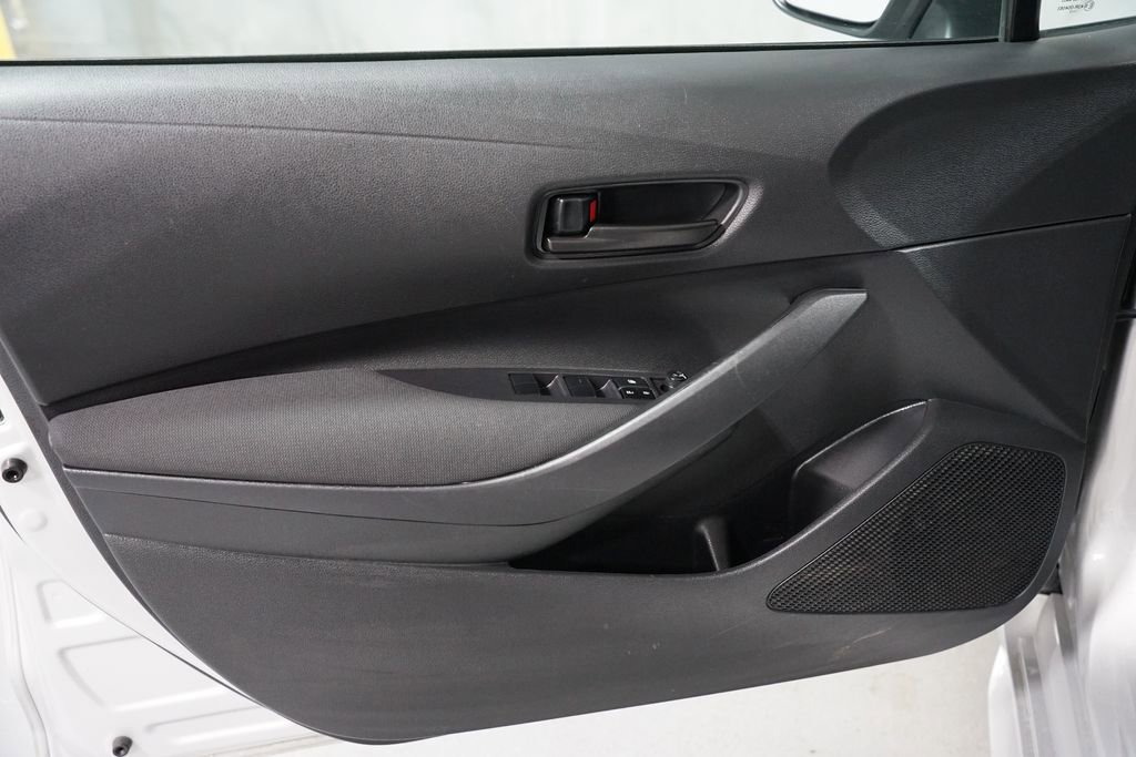 Certified 2023 Toyota Corolla LE image 27