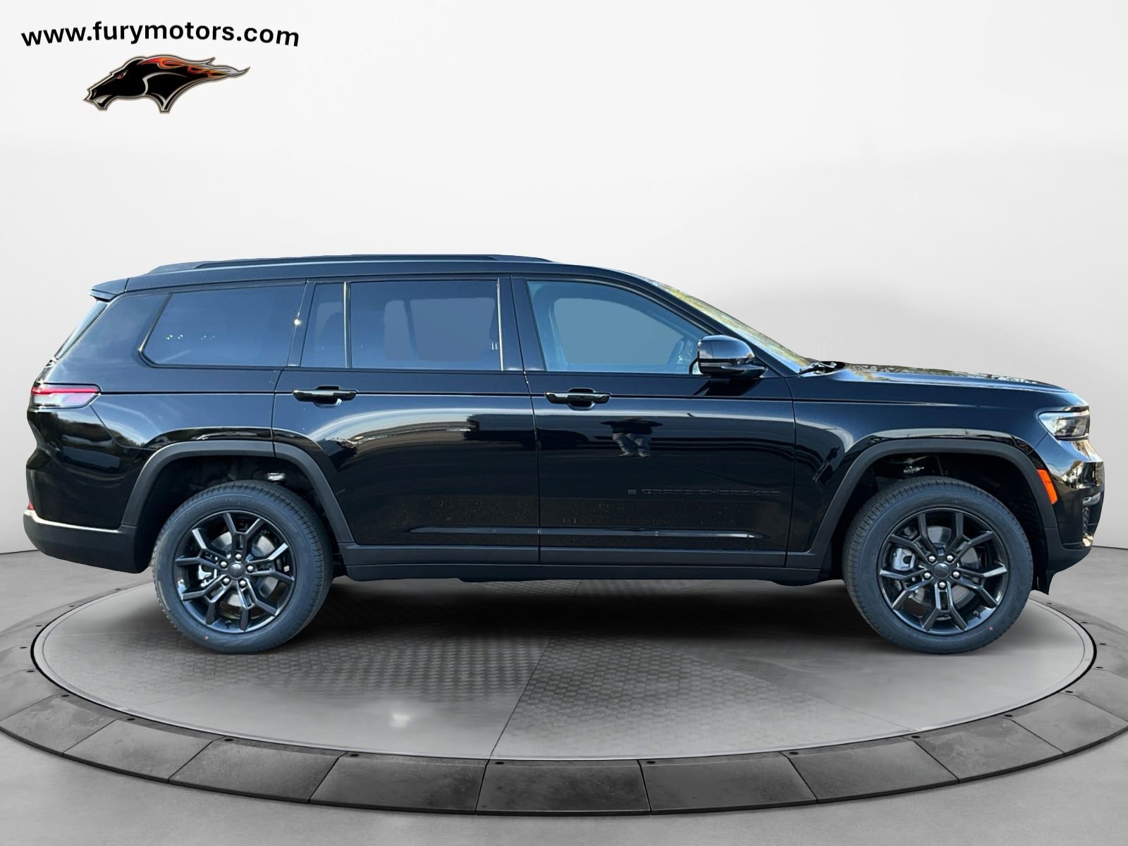 New 2025 Jeep Grand Cherokee L Limited w/ Trailer Tow Package image 2