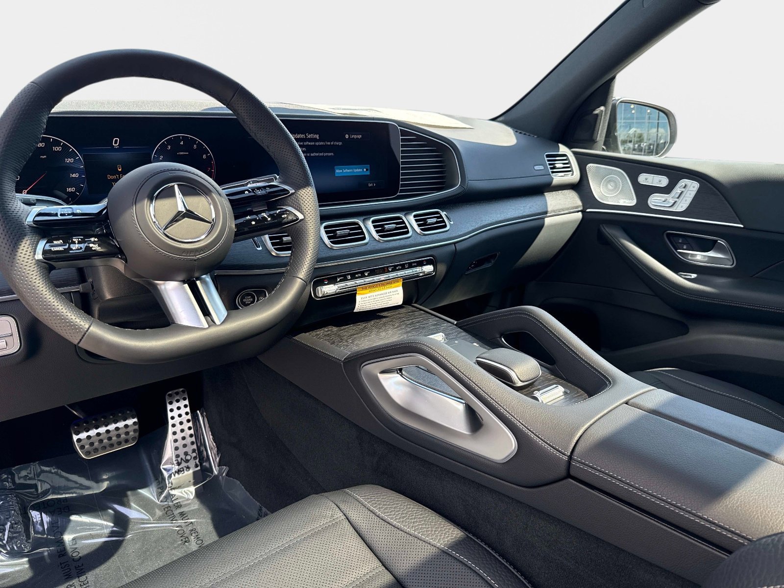 New 2026 Mercedes-Benz GLS 450 4MATIC image 17