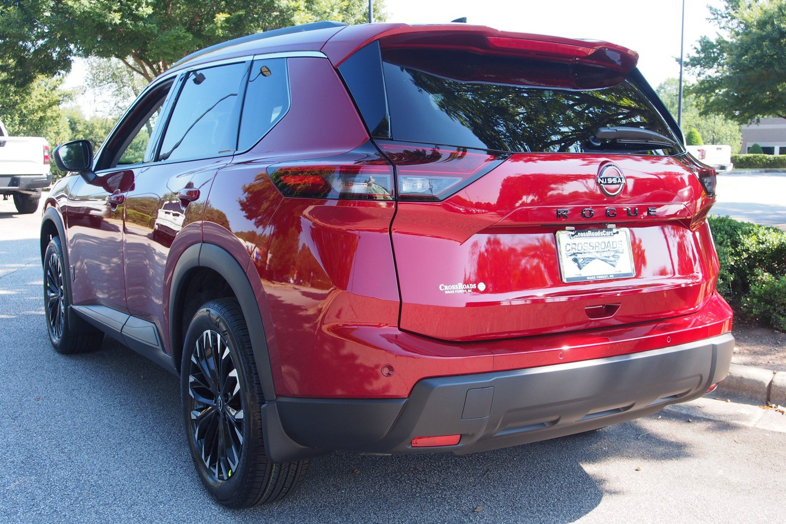 New 2026 Nissan Rogue Dark Armor FWD image 5