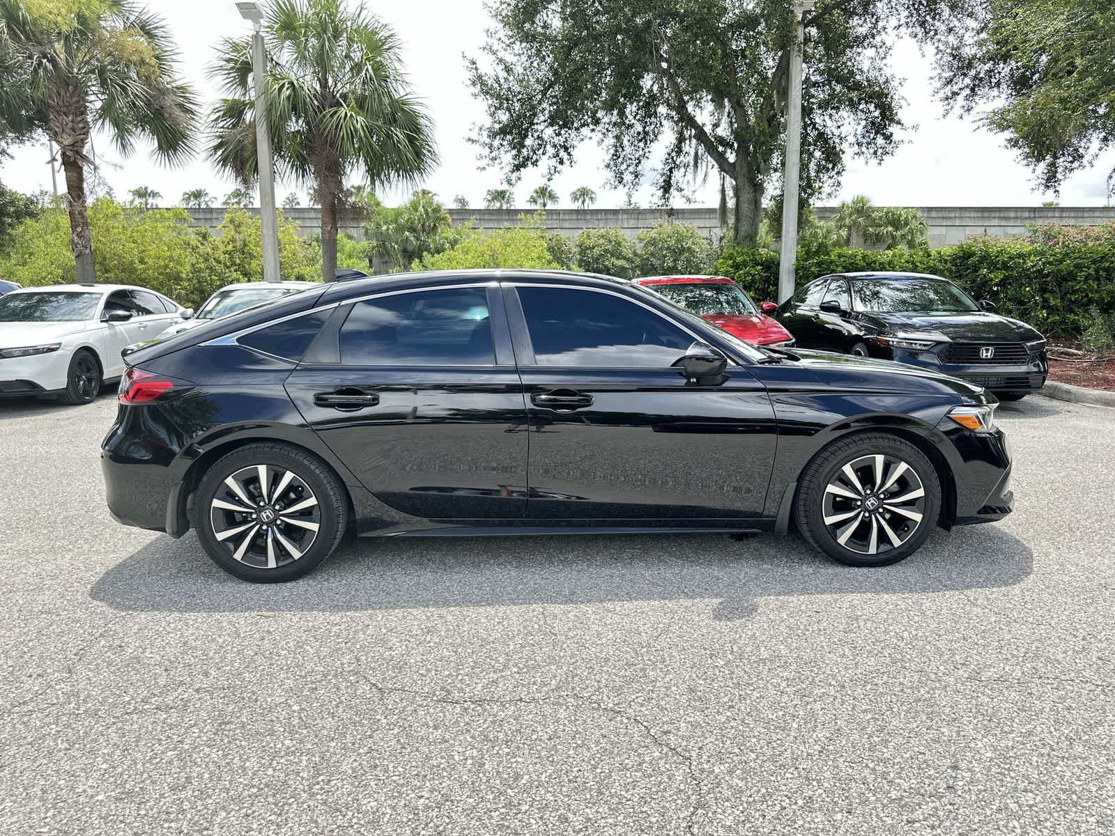 Used 2023 Honda Civic EX-L image 7