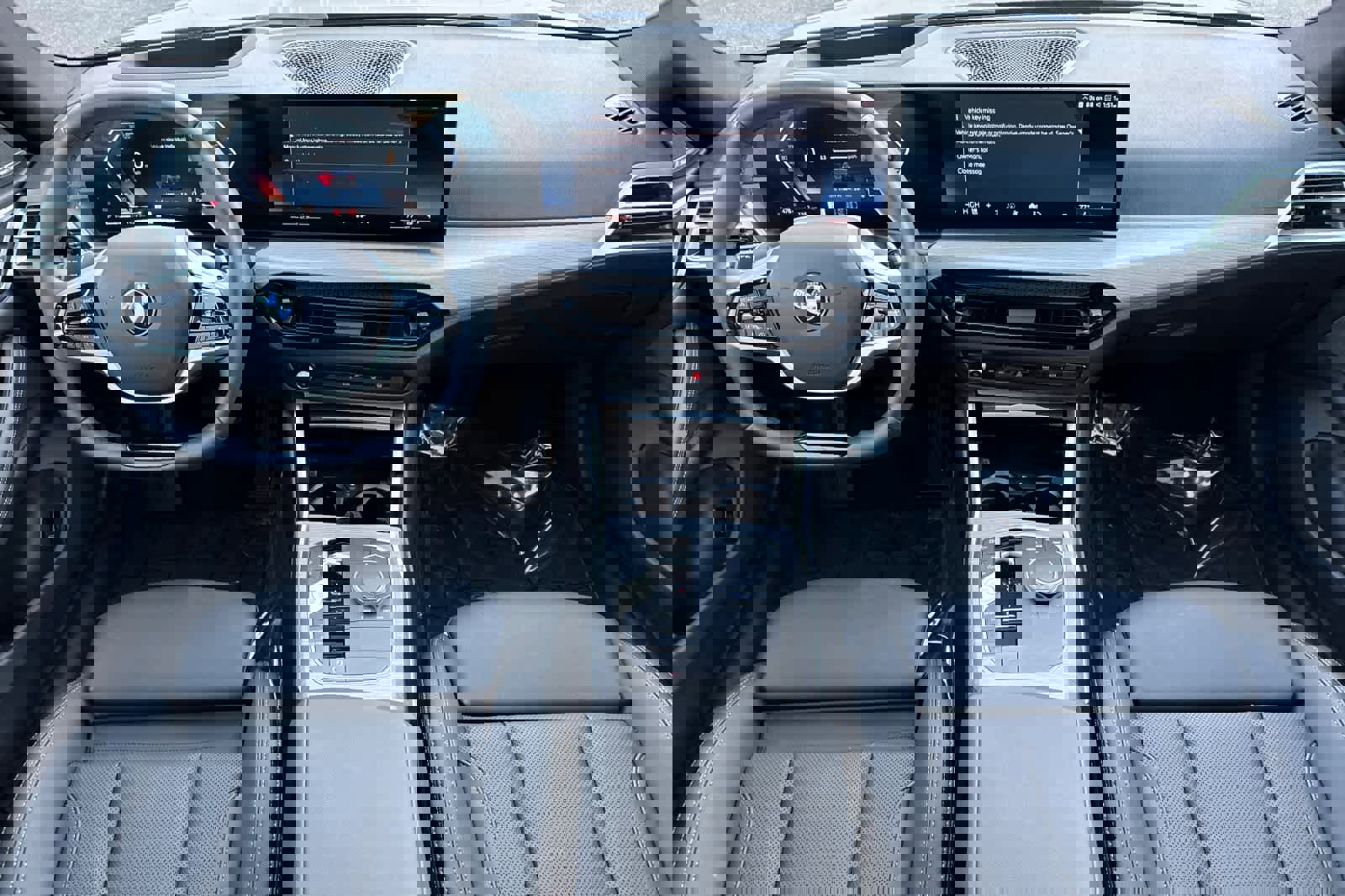 Used 2025 BMW 430i w/ Premium Package image 3