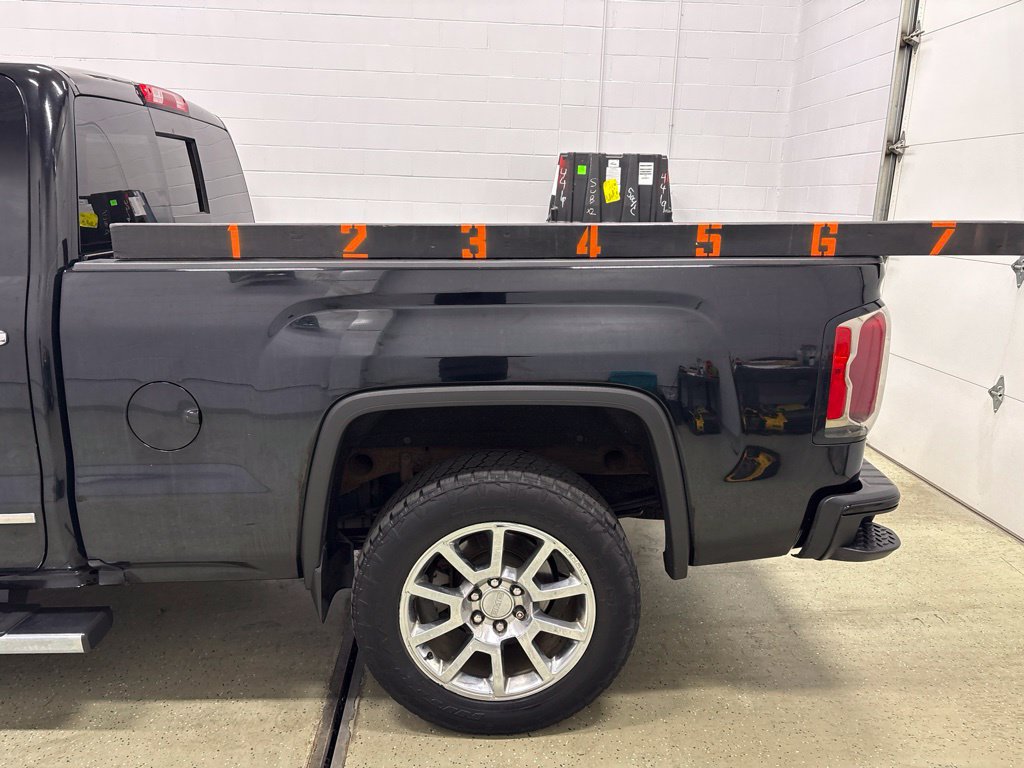 Used 2017 GMC Sierra 1500 Denali AWD/4WD image 12