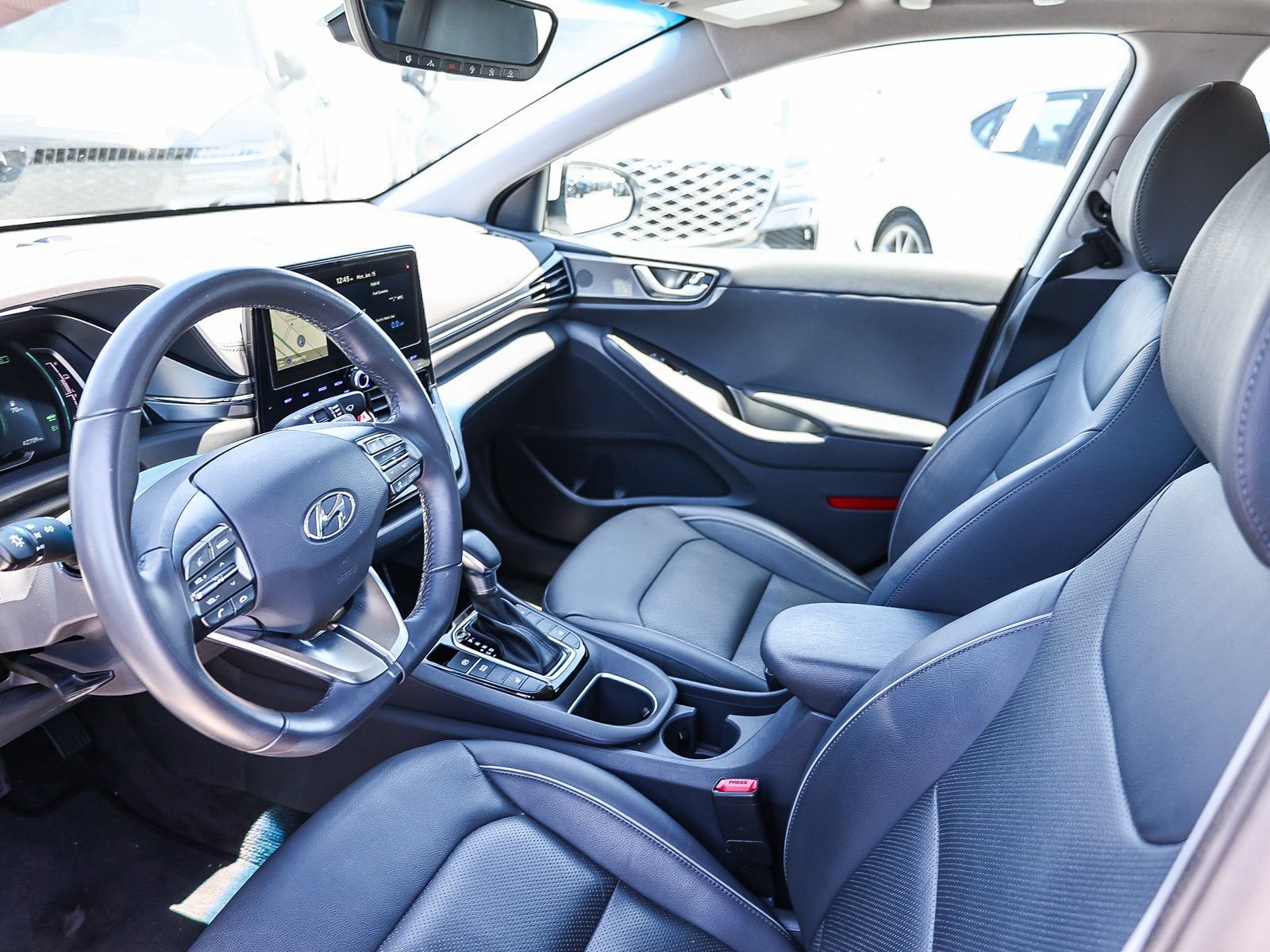 Used 2020 Hyundai Ioniq Limited FWD image 21