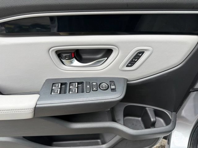 Used 2024 Honda Pilot Touring image 12