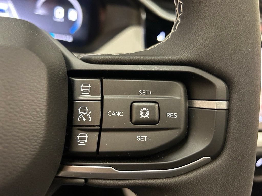New 2026 Jeep Cherokee Overland w/ Advanced Pro Tech Group AWD/4WD image 22