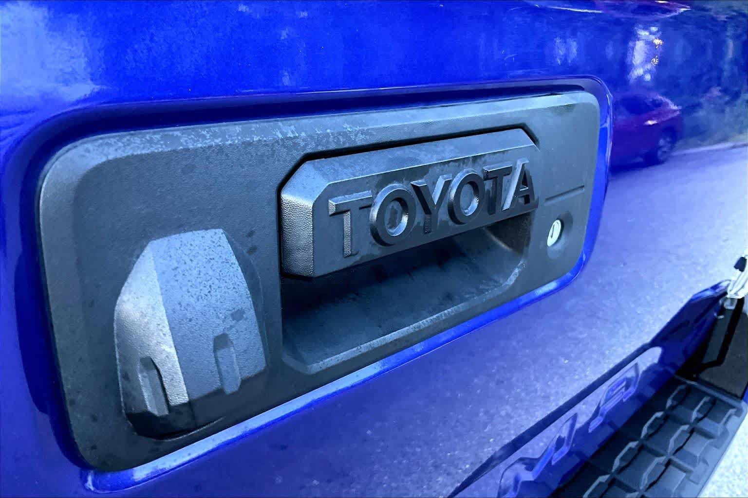 Certified 2023 Toyota Tacoma TRD Sport w/ TRD Premium Sport Package AWD/4WD image 30