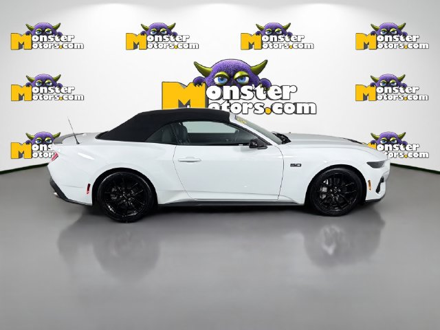 Used 2024 Ford Mustang GT Premium RWD image 4