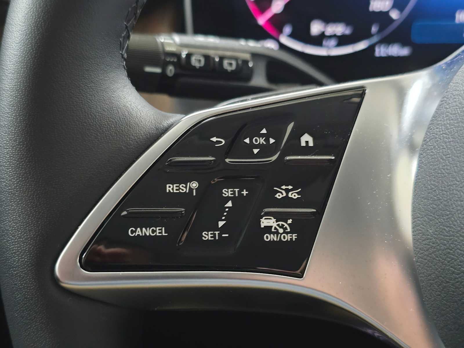 Certified 2025 Mercedes-Benz GLC 350e 4MATIC image 31