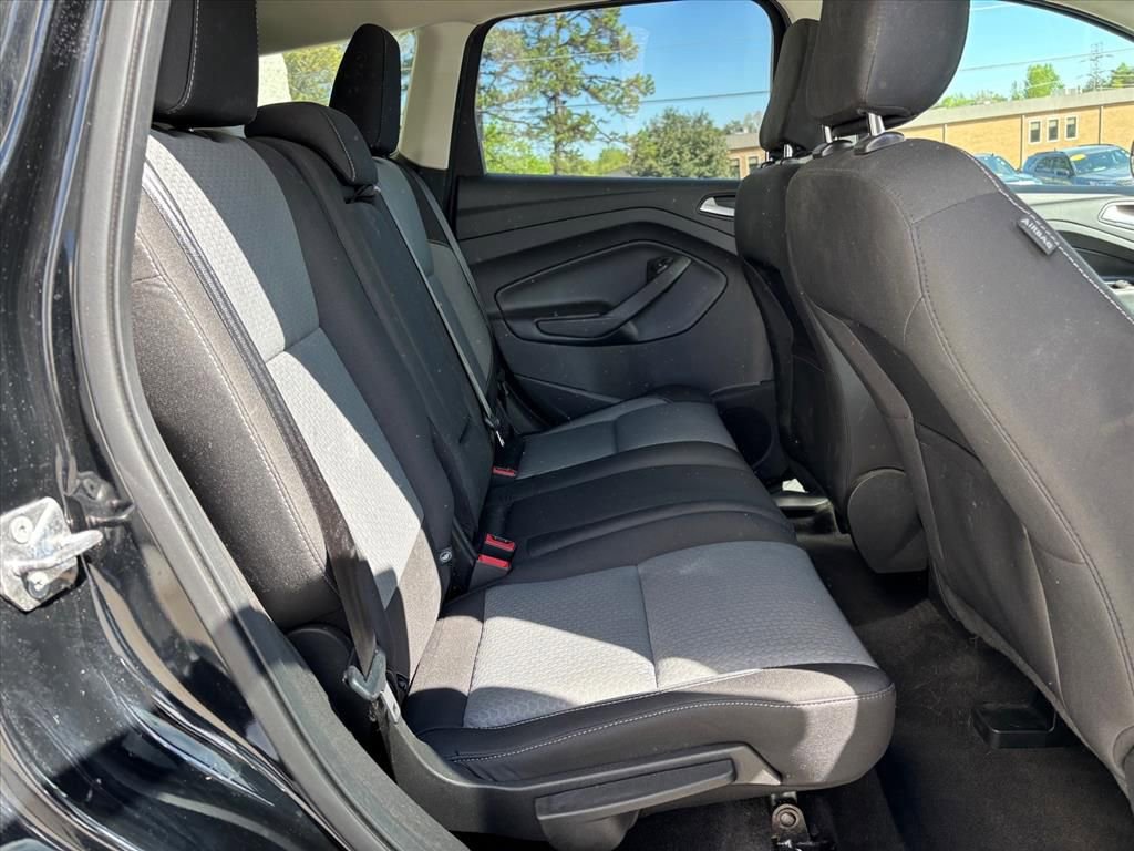 Used 2018 Ford Escape SE image 11