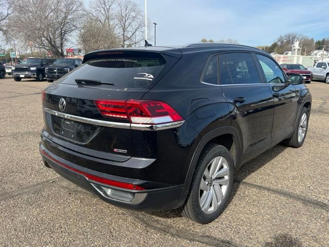 Used 2020 Volkswagen Atlas Cross Sport SE w/ Panoramic Sunroof Package AWD/4WD image 17
