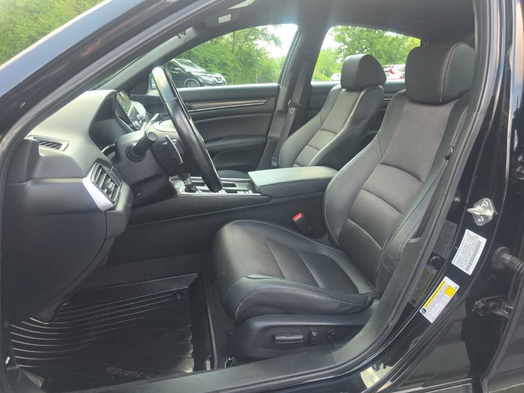 Used 2020 Honda Accord Sport image 14