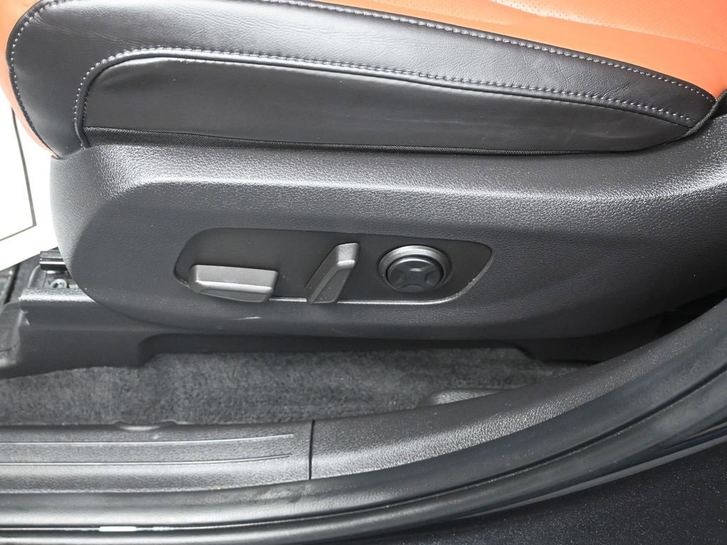 Certified 2022 Kia Carnival SX w/ Paint Protection Package image 12