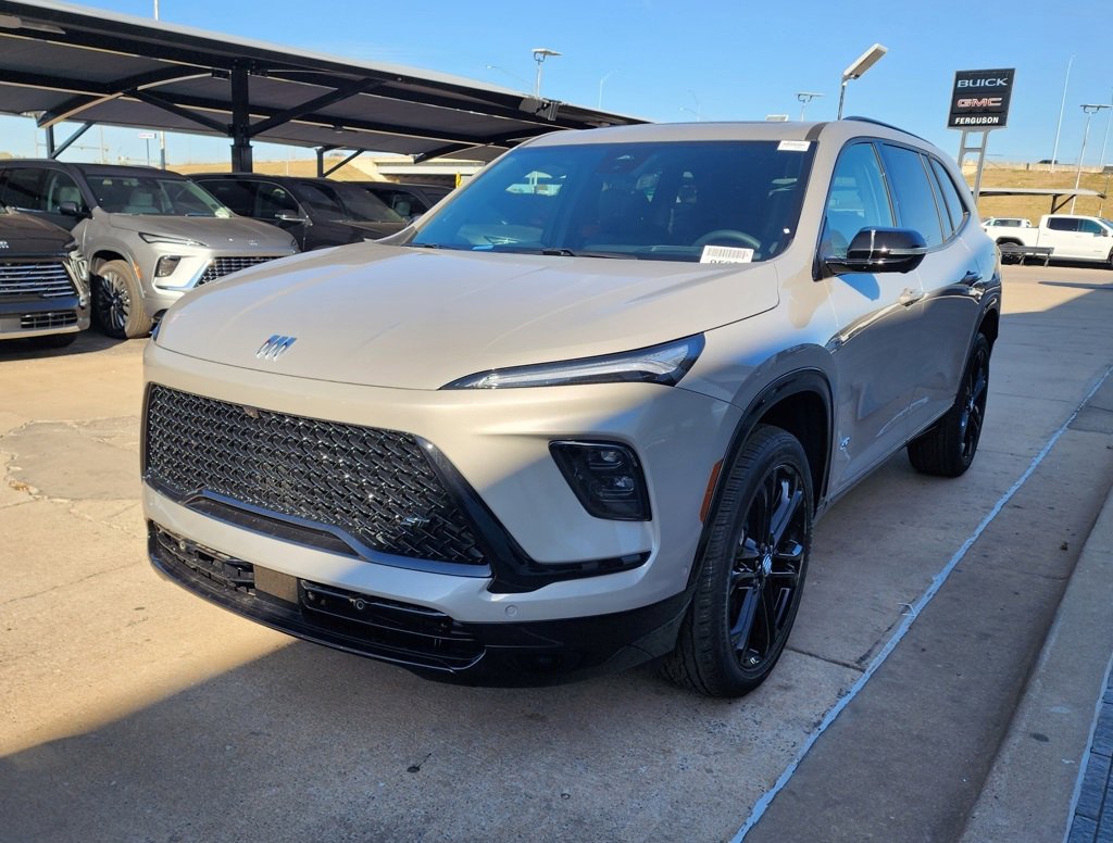 New 2026 Buick Enclave Sport Touring w/ Super Cruise Package image 8