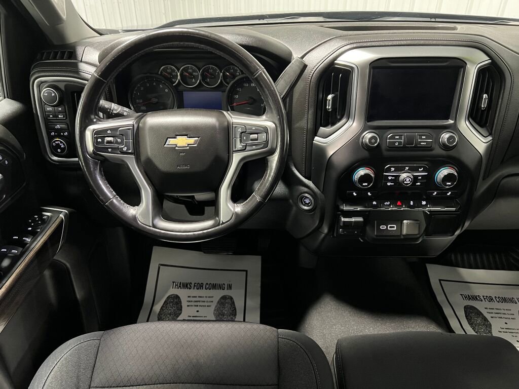 Used 2019 Chevrolet Silverado 1500 LT w/ All-Star Edition image 4