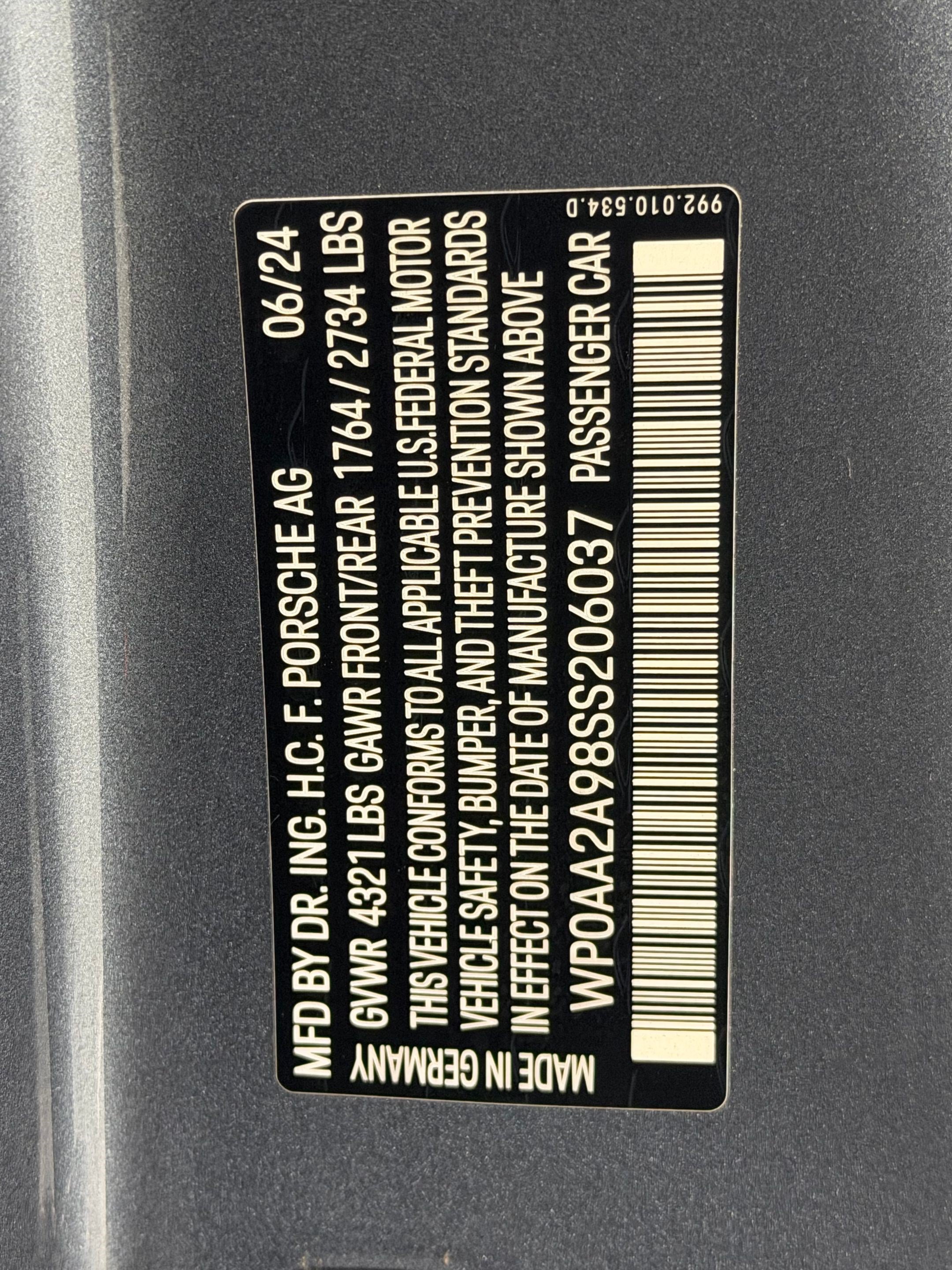 Certified 2025 Porsche 911 Carrera RWD image 28