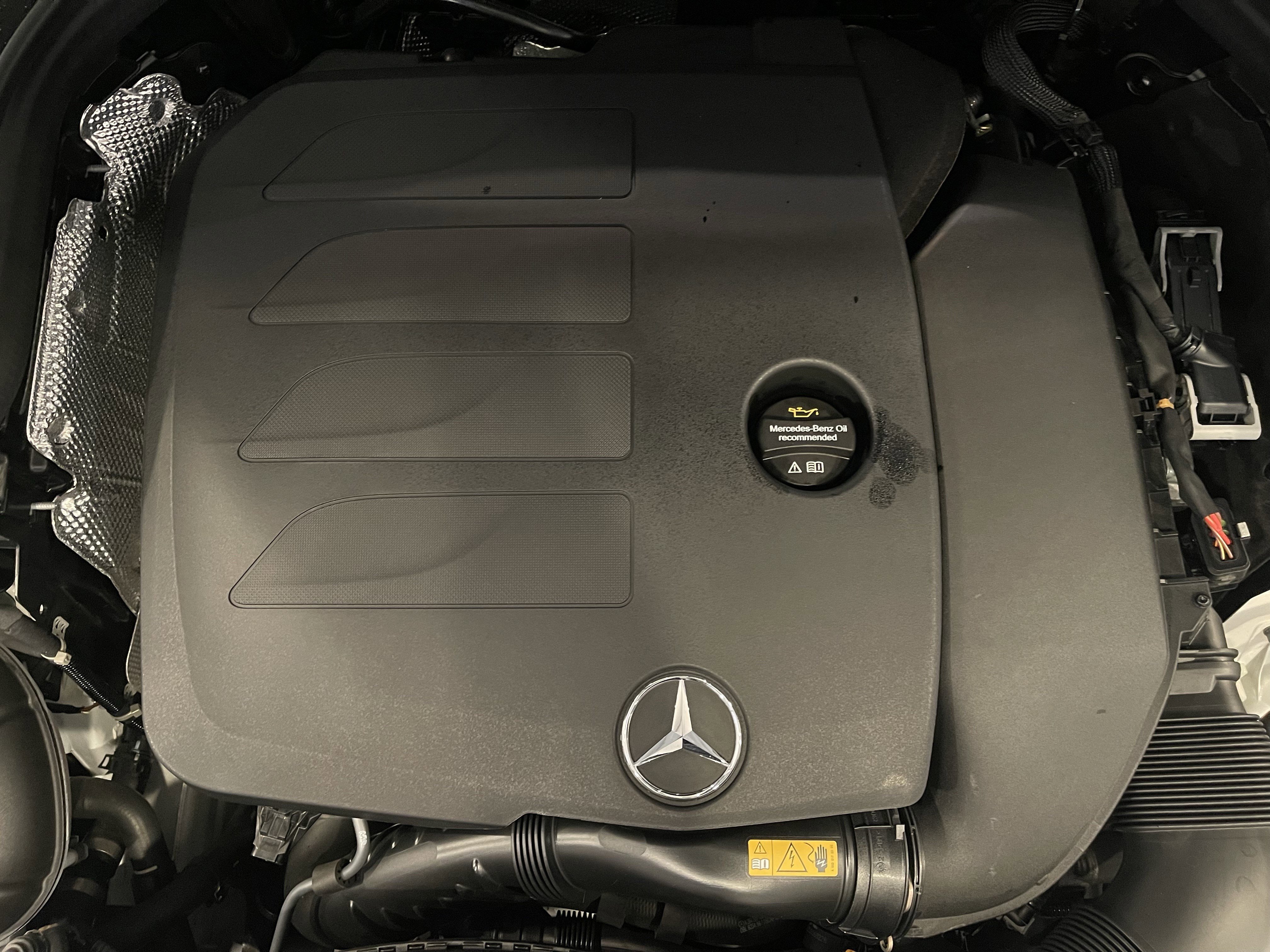 Used 2022 Mercedes-Benz GLC 300 4MATIC image 27