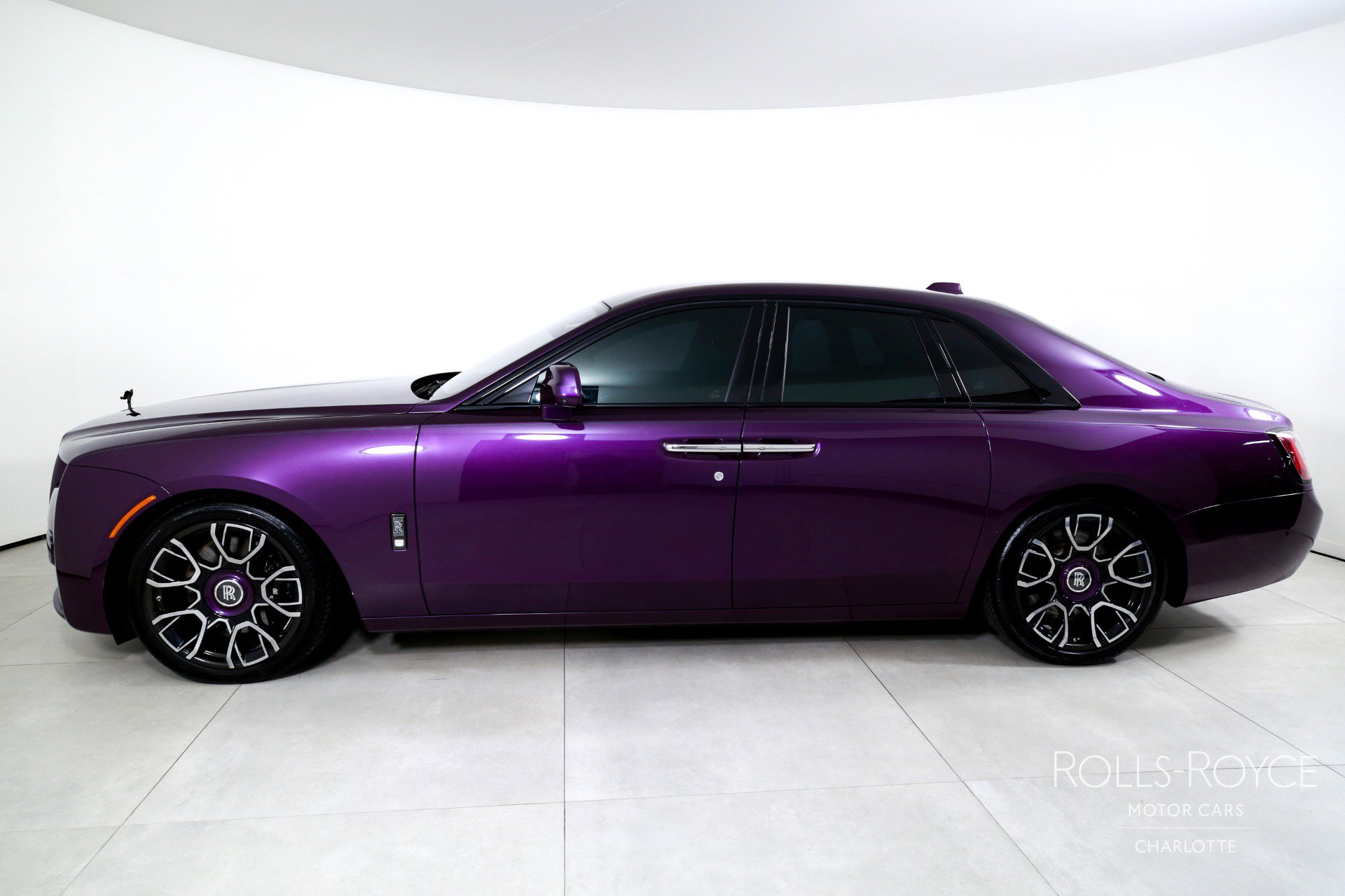 Certified 2022 Rolls-Royce Ghost Black Badge image 3