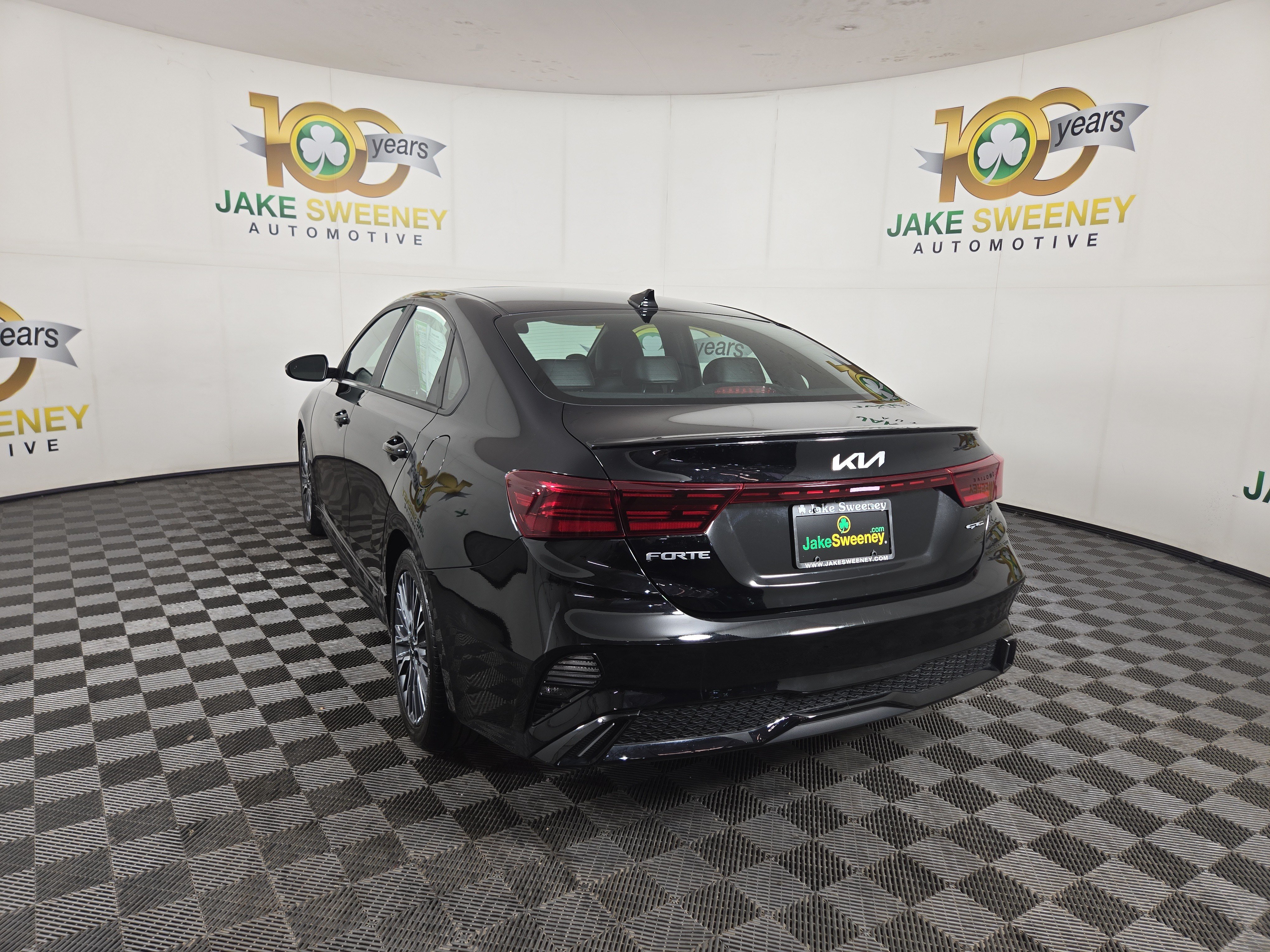 Used 2023 Kia Forte GT-Line w/ GT-Line Premium Package FWD image 6